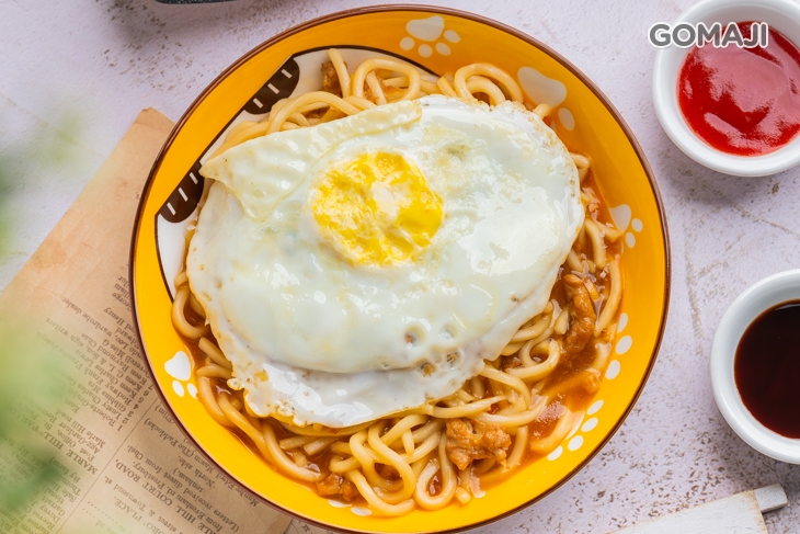 宮保雞丁鐵板麵