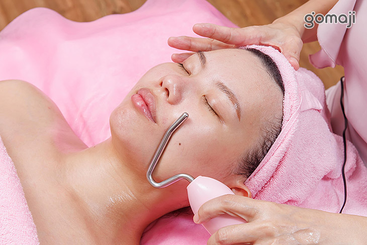 鎮定舒緩保濕精華液面膜導入全臉鈦金棒結點循環疏通