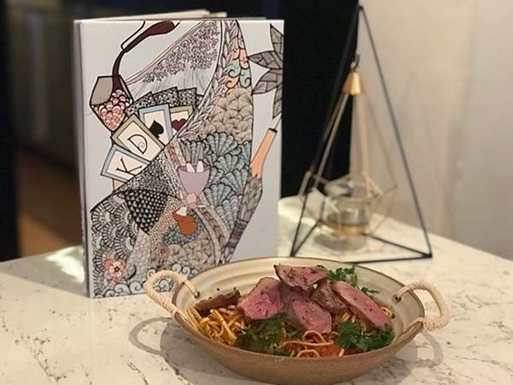 酸豆鯷魚牛板腱手工細麵