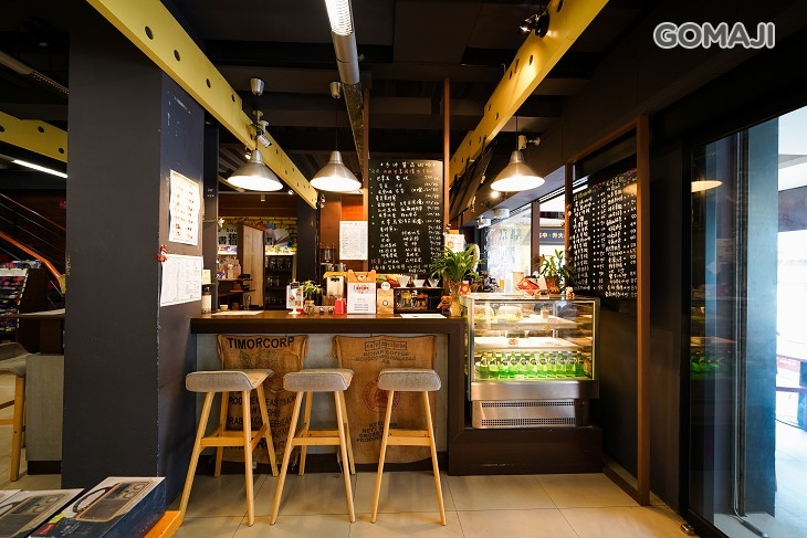 羅斯朵·晴天現烘咖啡(站前店)