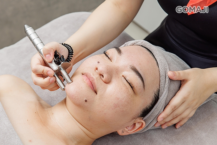 童顏Q彈美肌喚顏手技