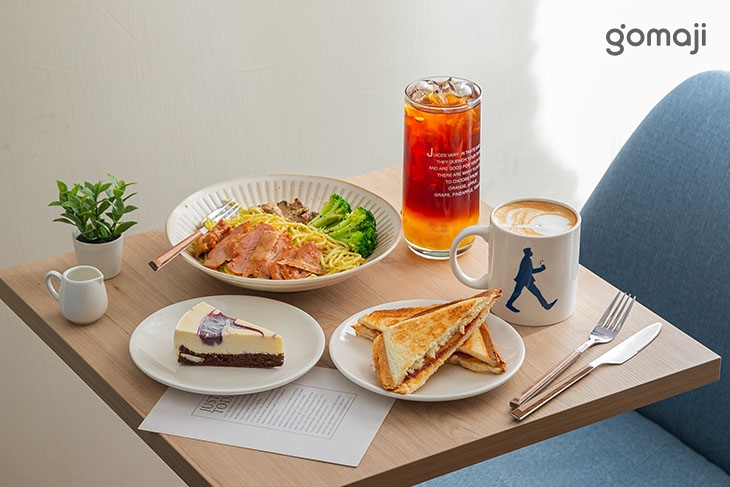 Ramble Cafe 漫步藍咖啡(桃園中壢店)