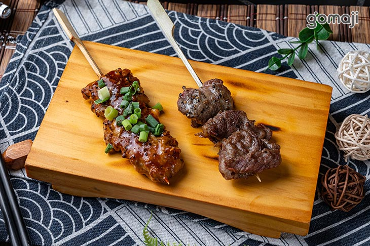 椒鹽牛肉串＆醬燒豚肉串