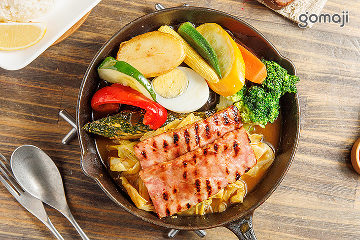 炙燒培根&高麗菜湯咖哩 