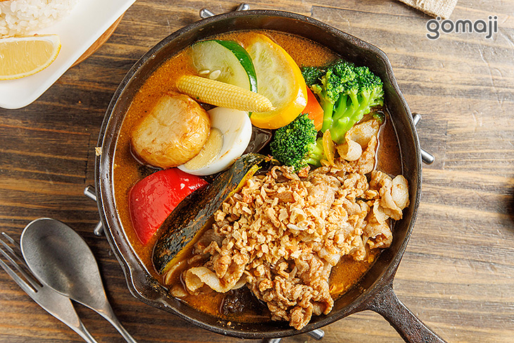 濃郁蒜風味豚湯咖哩