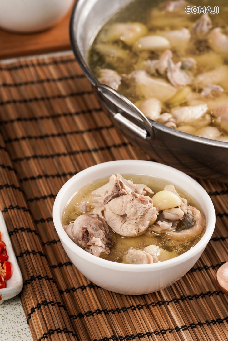 蒜頭雞湯