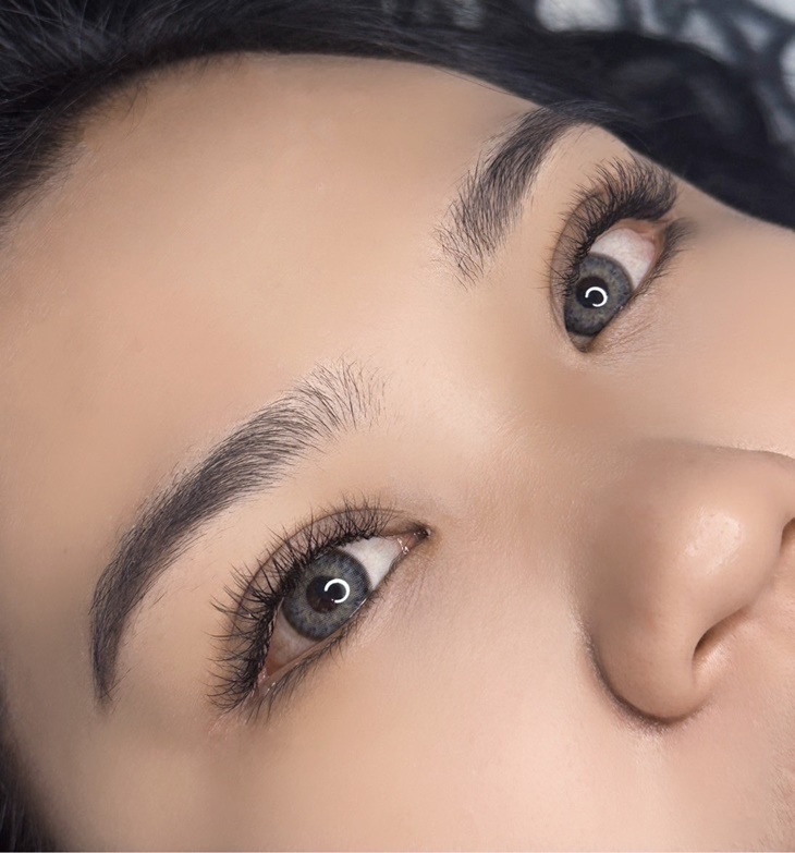 B.女神微濃妝感美睫約會必備款~3D微濃妝感嫁接200根