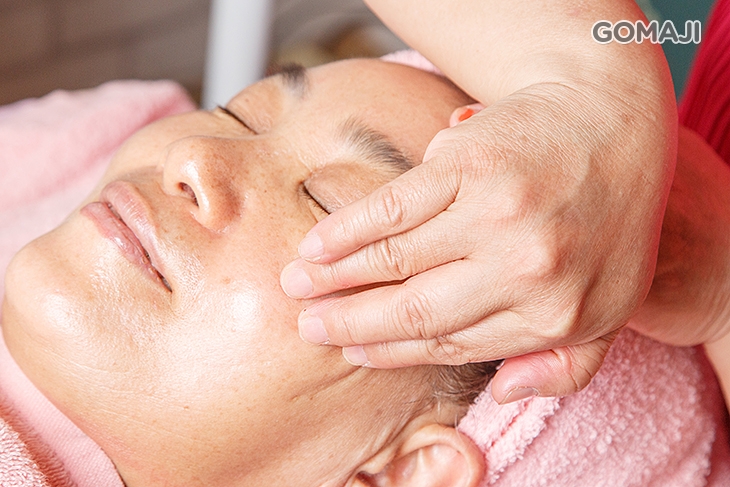 臉部拉提手技按摩SPA