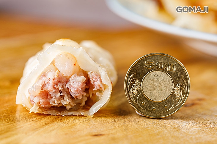 酸白菜鮮蝦大鍋貼 