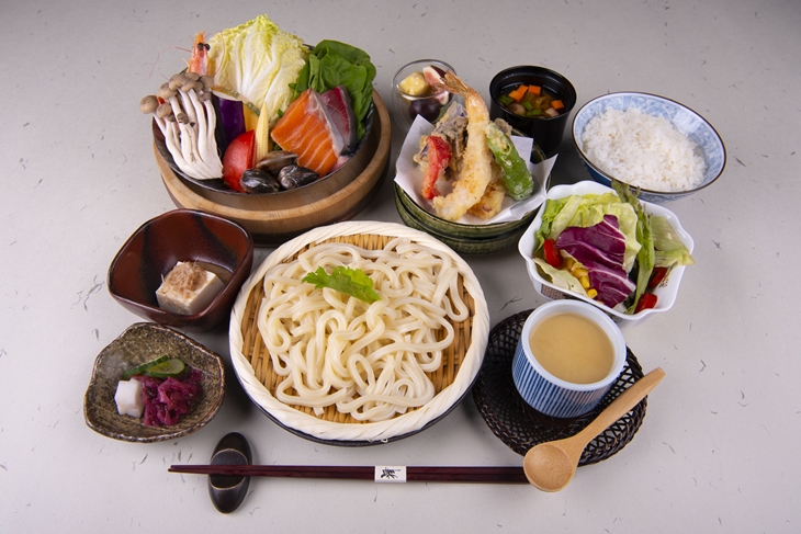 舞日本料理午間定食二客