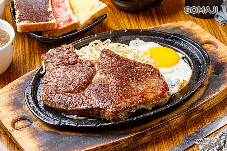 老饕牛排一份 