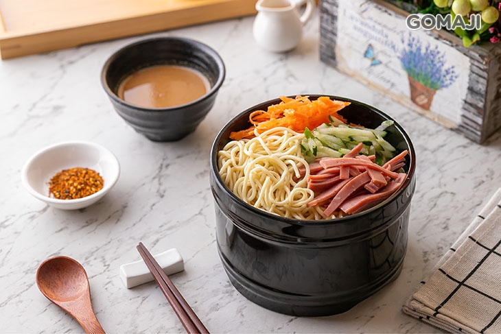 火腿涼麵