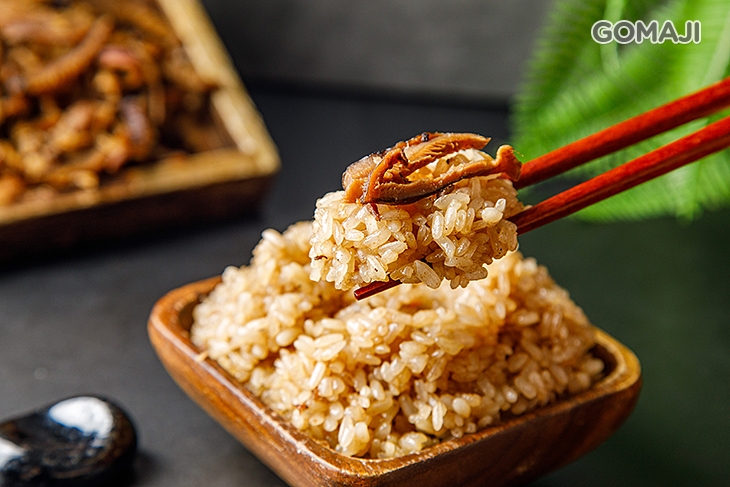 〈香炒軟Q油飯禮盒一盒(450g)〉