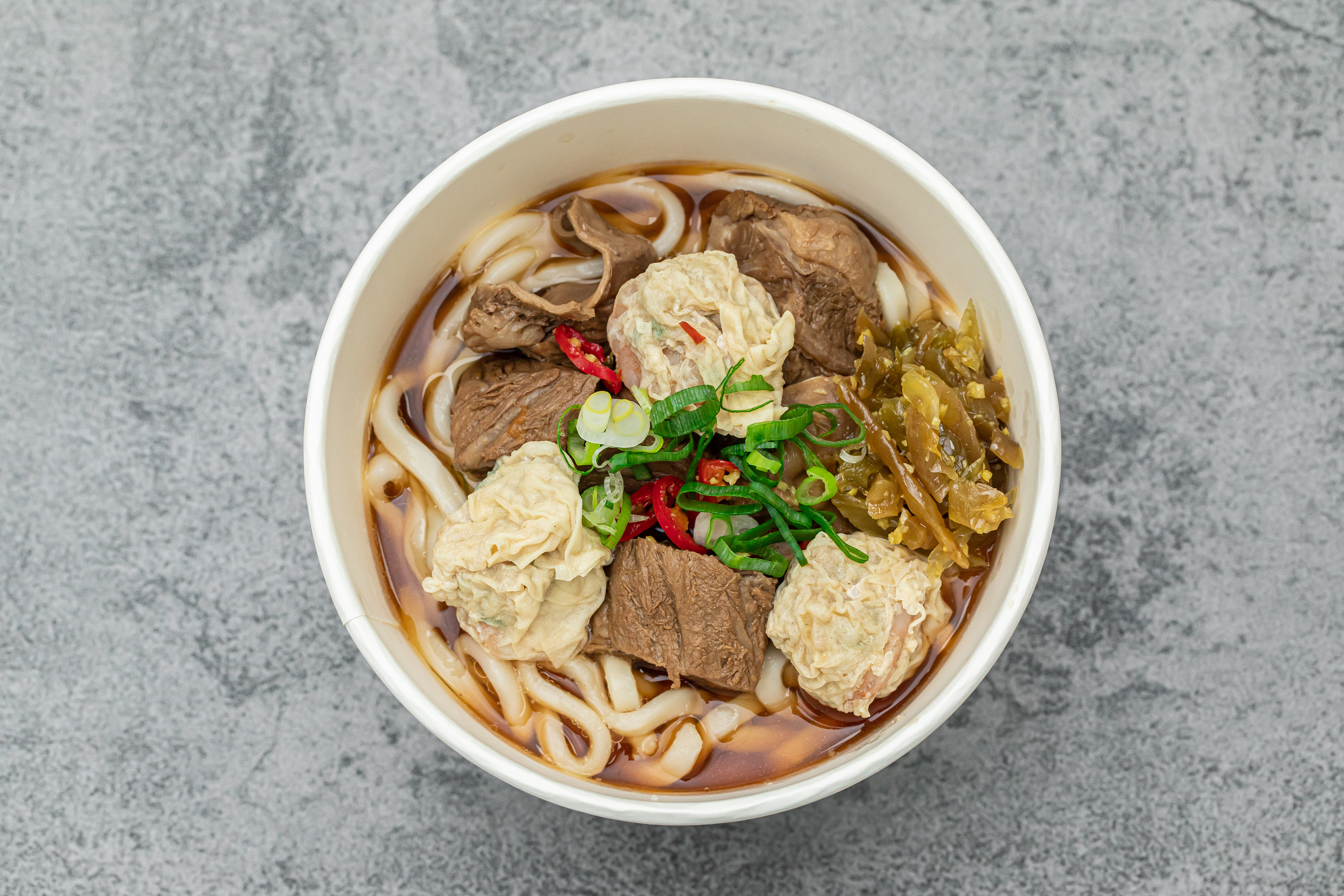 餛飩牛肉麵