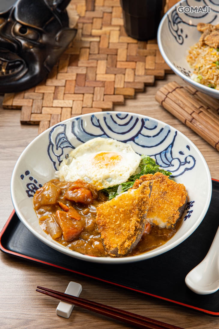 鱈魚排咖哩飯