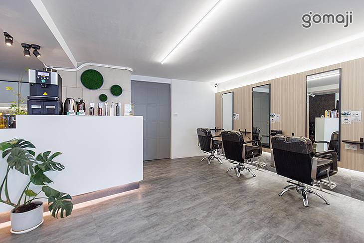 Familia salon