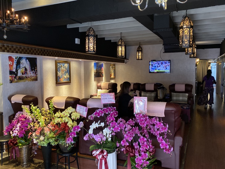 RoyalParis皇家巴黎成都會館