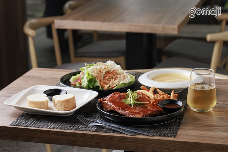豬露食事 義式餐廳(宜蘭店)