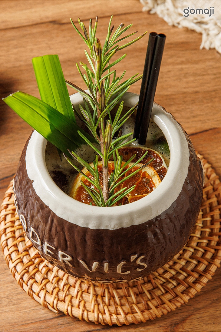 NO.7萊姆酒、紅茶、蘋果、柳橙、鳳梨