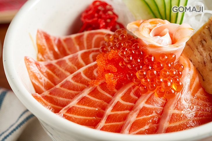 鮭魚親子丼