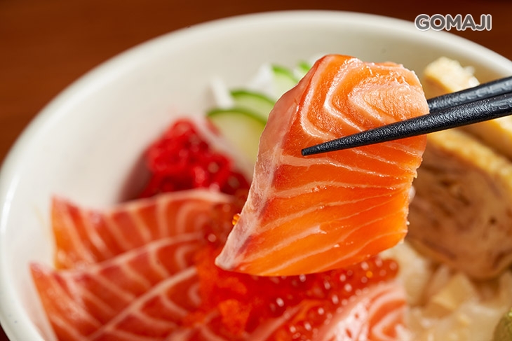鮭魚親子丼