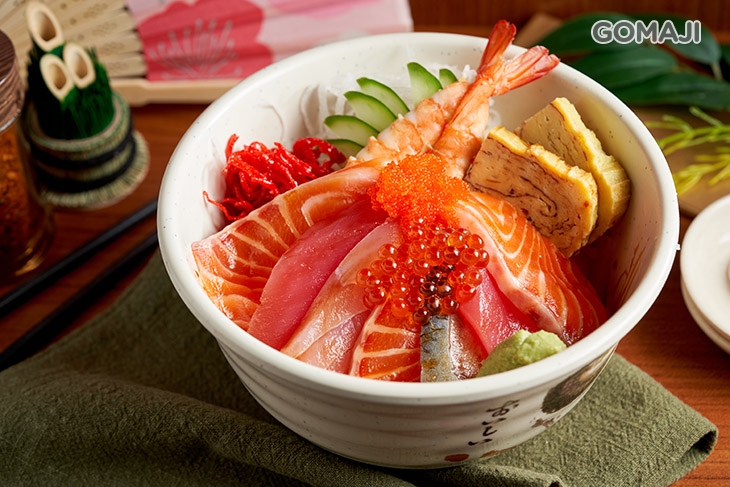 海鮮丼 