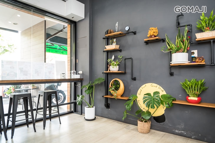 Spring Bar 春天享受吧