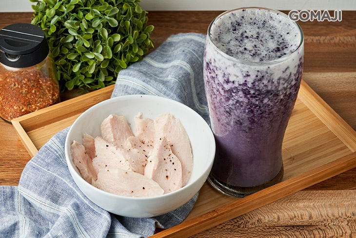 B.解解嘴饞的午茶健康組合〈120g肉品：嫩煎舒肥雞胸肉/義式蒜香雞胸肉/義式蒜香豬小里肌/韓式泡菜豬小里肌/照燒雞里肌/日式咪瘦雞 任選一 + 紫紫的(香蕉藍莓)奶昔一杯〉