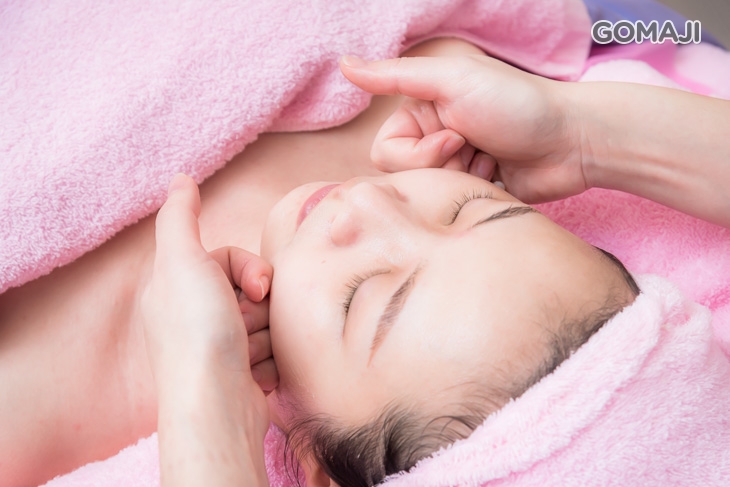 臉部按摩(手技)