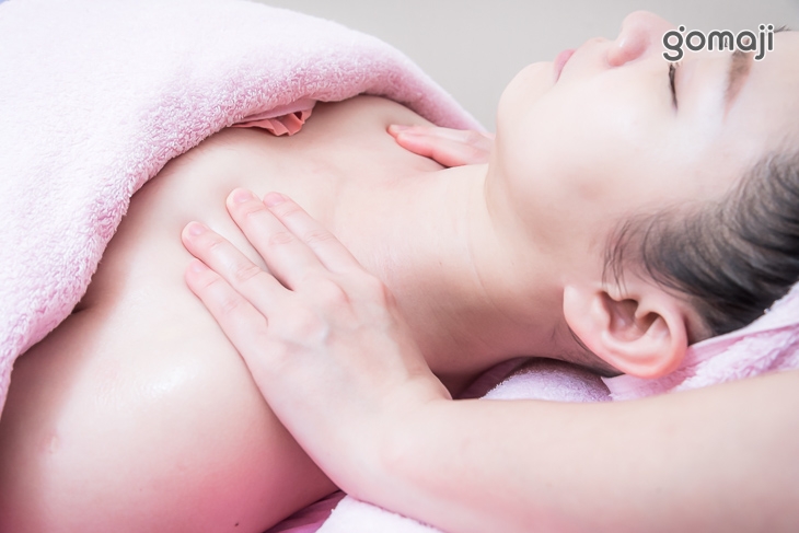 肩頸部按壓舒緩放鬆