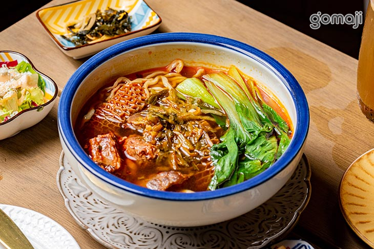 仙境紅燒三寶牛肉麵