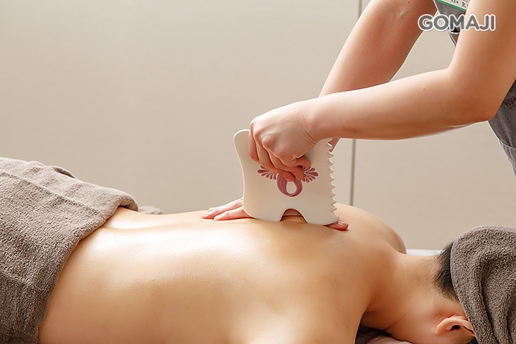 魅力及順氣能量精油搭配腺體平衡引導按摩手技