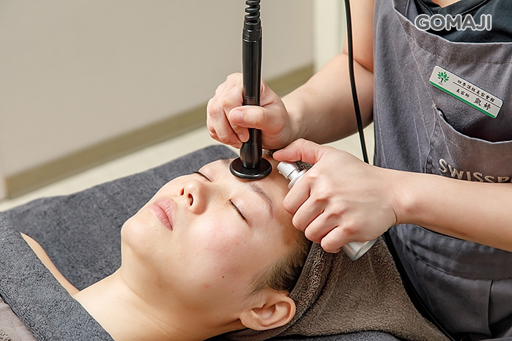 膠原蛋白原液保濕精華導入