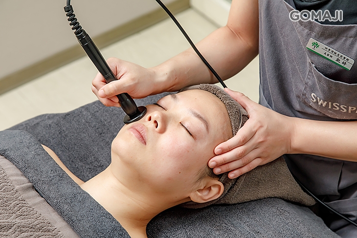 膠原蛋白原液保濕精華導入