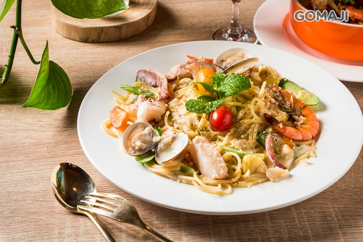 義式白醬海鮮義大利麵