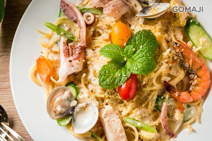 義式白醬海鮮義大利麵