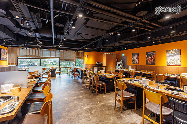 阿豬媽아줌마韓式烤肉吃到飽(新店店)