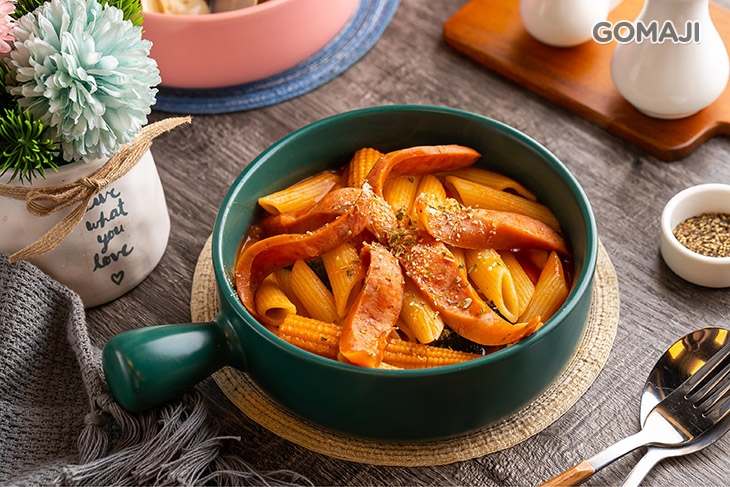 紅醬脆腸筆管麵