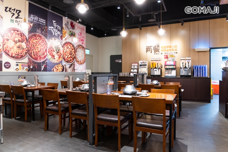 兩餐두끼韓國年糕火鍋(蘆洲店)環境
