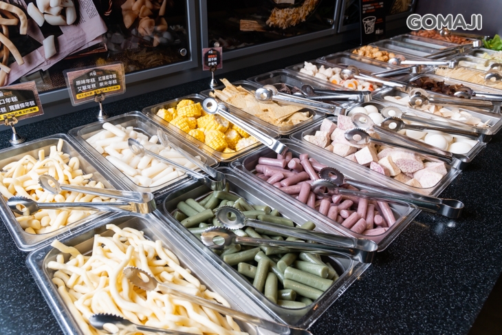 兩餐두끼韓國年糕火鍋(蘆洲店)環境