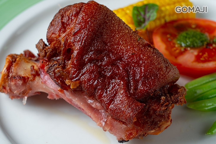 德國豬腳(半隻)