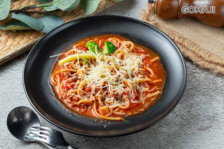 番茄肉醬義大利麵