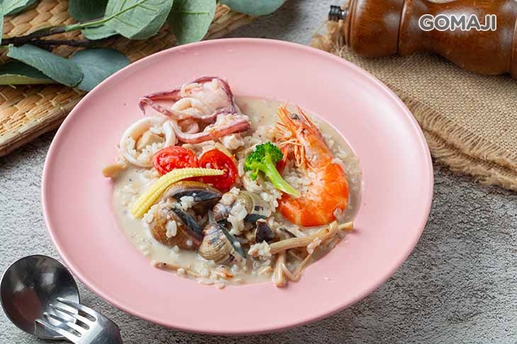 百菇海鮮白醬燉飯