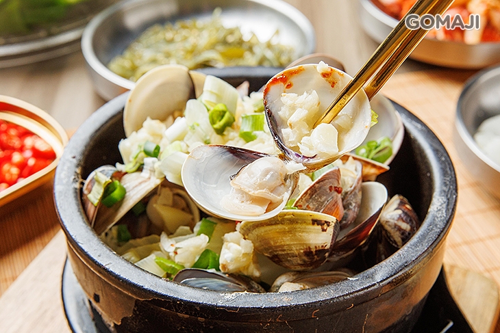 蒜香蛤蜊鍋 