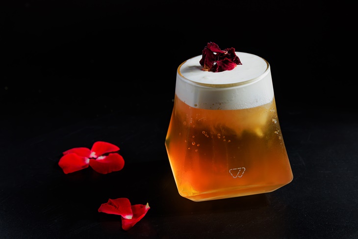 玫瑰奶蓋蜜紅茶