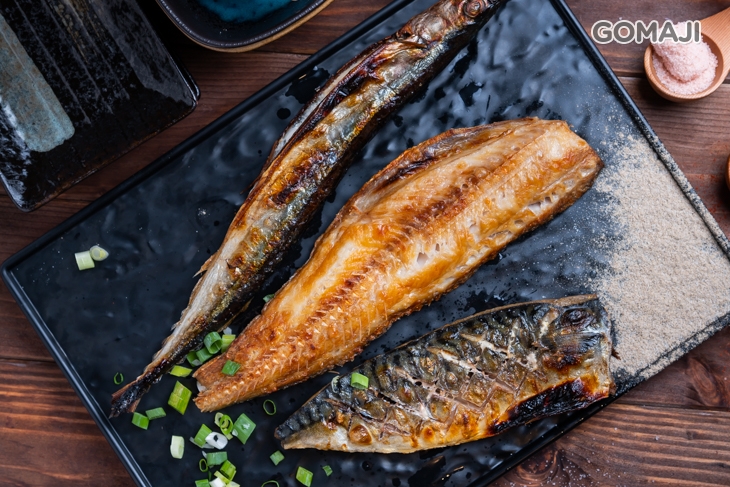 秋刀魚、特選鯖魚、特選花魚