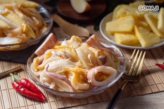鳳梨水果黃金泡菜涼拌海鮮 