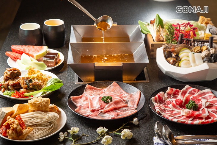 A.雙人海陸珍饡牛+豚饗宴