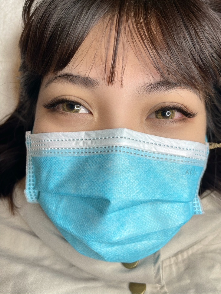 眨眼弧度都好看~冷豔感 YY毛美睫嫁接：不限根數(依原生睫毛嫁接)