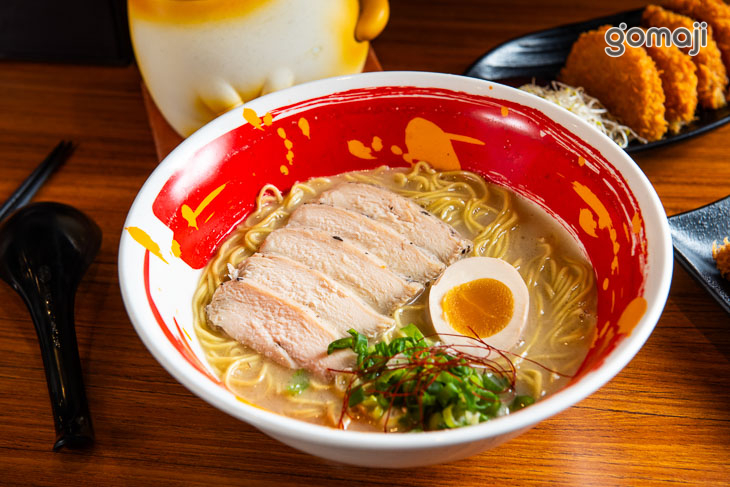 松露雞白湯拉麵